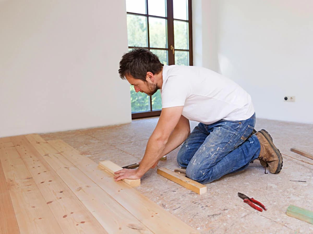 Boden verlegen – Handwerk & Reparatur